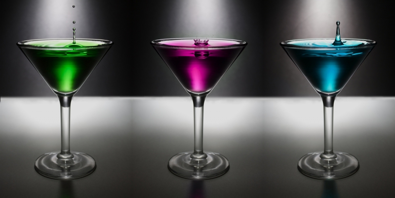 boite-nuit-GASSIN-min_water-drop-glass-bar-celebration-green-832603-pxhere.com